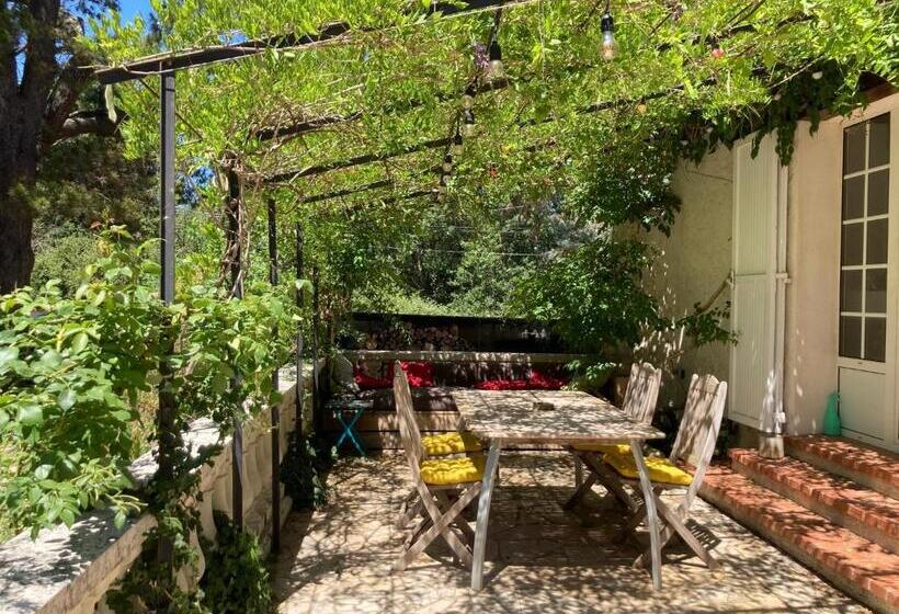 مبيت وإفطار Le Chêne Et L Eau