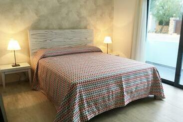 تختخواب و صبحانه L&f House
