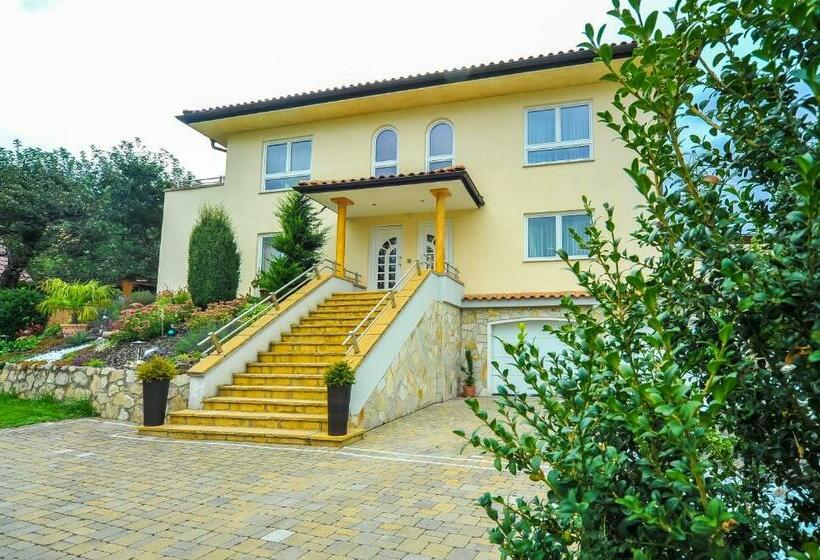 פנסיון Ferienwohnung Regina