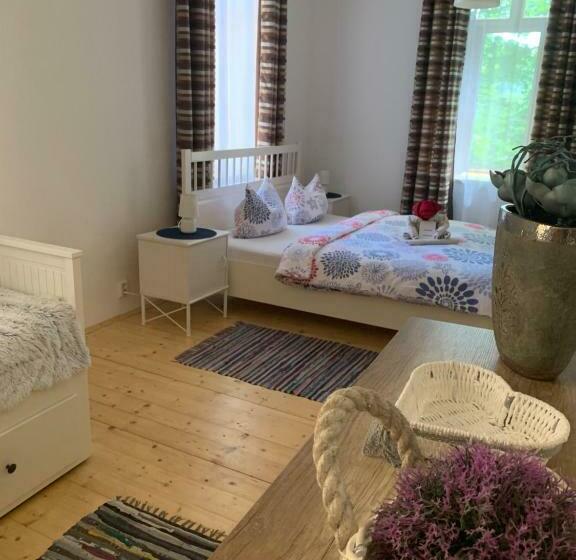 بنسيون Penzión Astoria