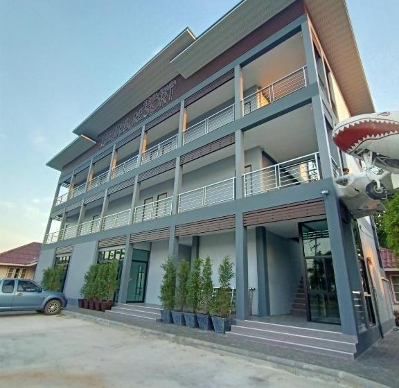 The Iris Resort