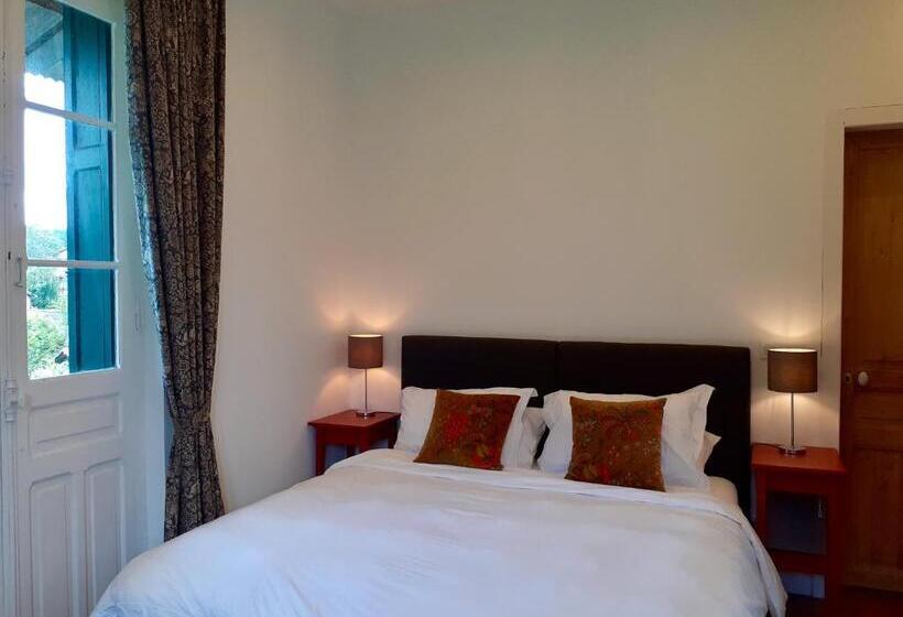 مبيت وإفطار Le Grand Chalet