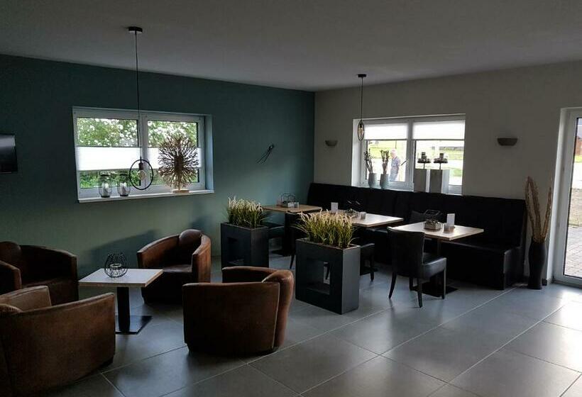 پانسیون Haus Karina