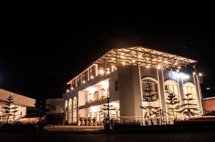 Tani Jiwo Hostel