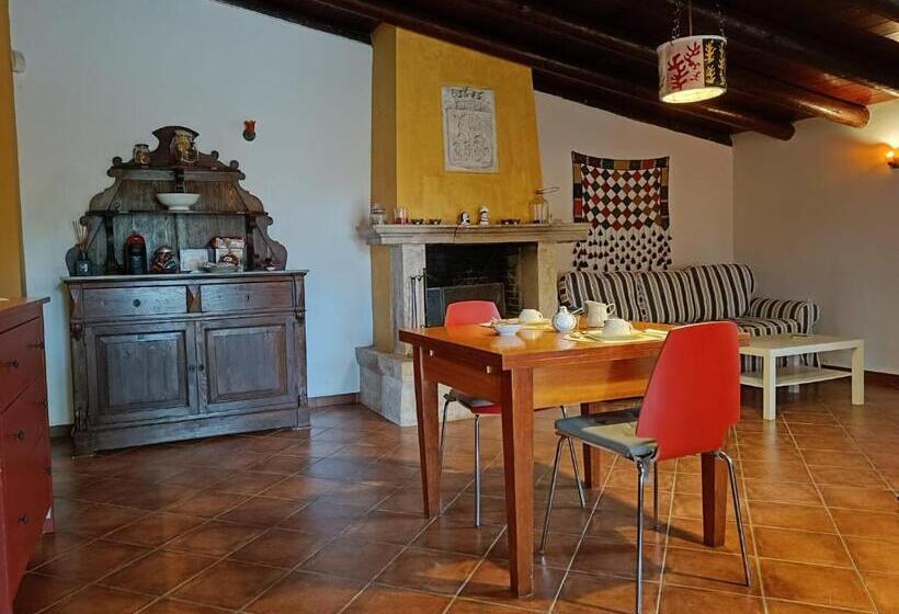 مبيت وإفطار Aspromonte Yellow House