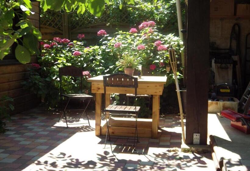 مبيت وإفطار Chez Gus