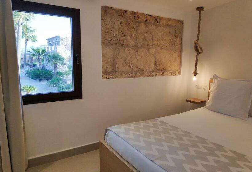 בית מלון כפרי Sa Talaia Blanca