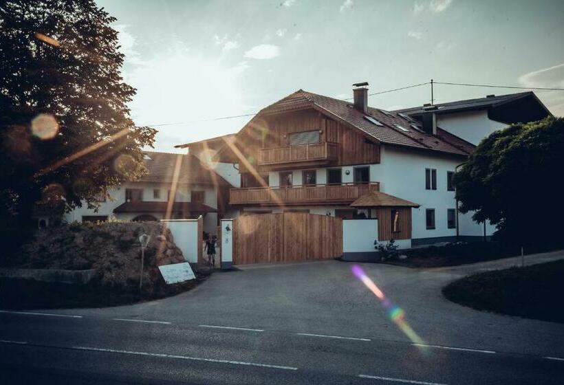 Отель Wastlbauer