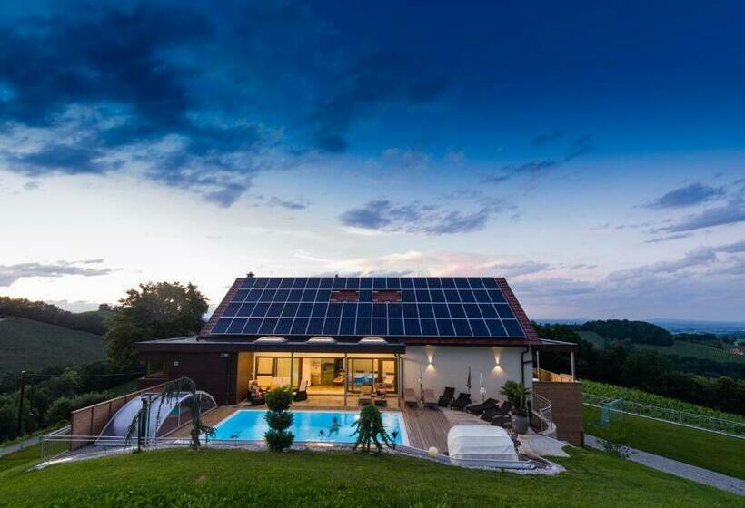 هتل Weingut Wohlfühlzimmer Adam Lieleg