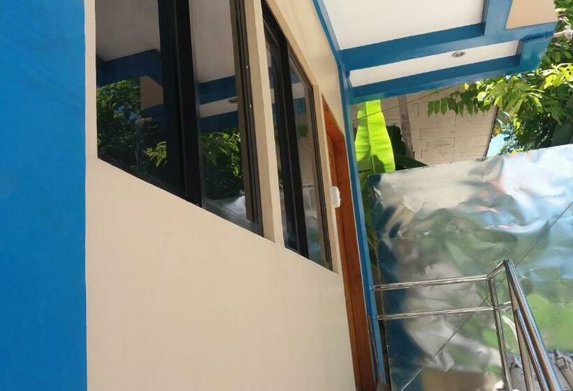 Pensão R & R  Guesthouse