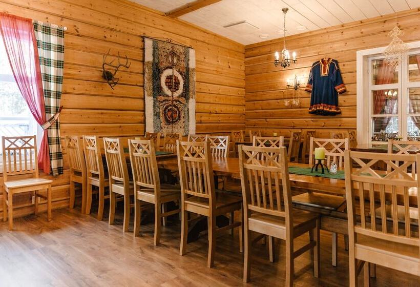 אתר נופש Reindeer Manor Levi