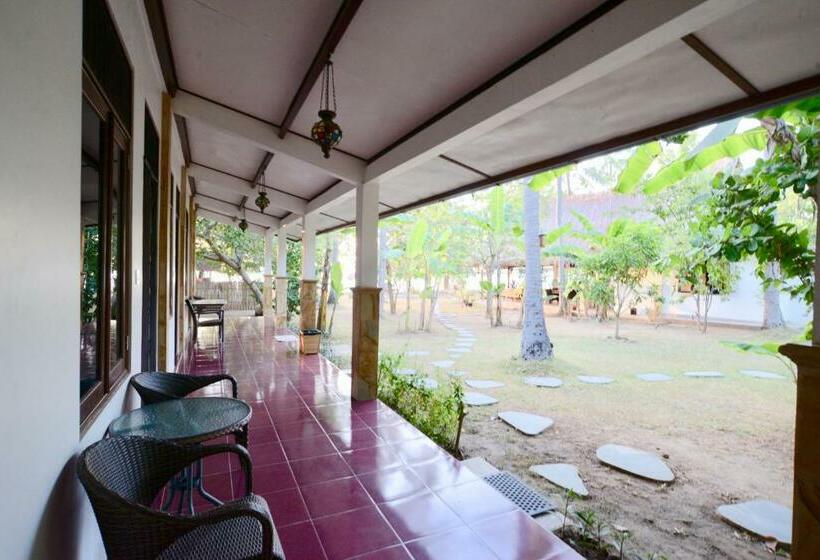 The Papalagi Resort
