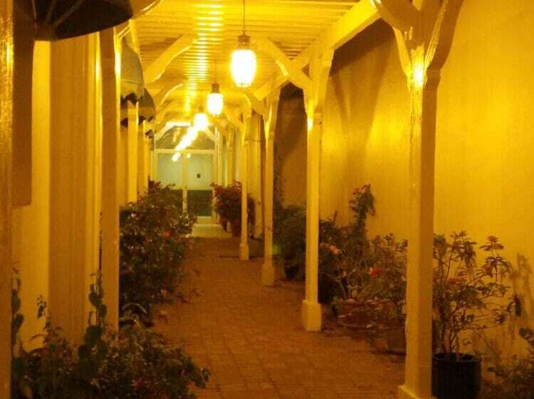 酒店 Sharjah International Airport