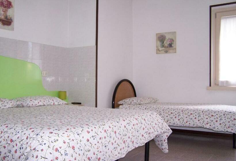B&b Ai Pini
