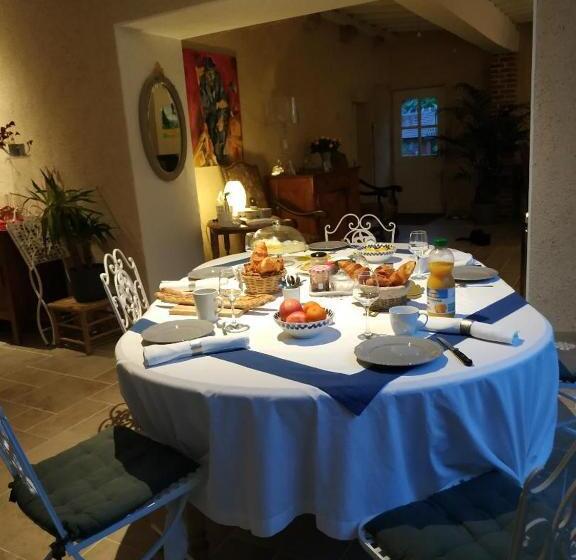 مبيت وإفطار Closerie Des Laudieres