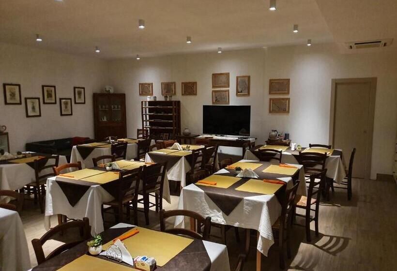 住宿加早餐  La Baita Di Pilato