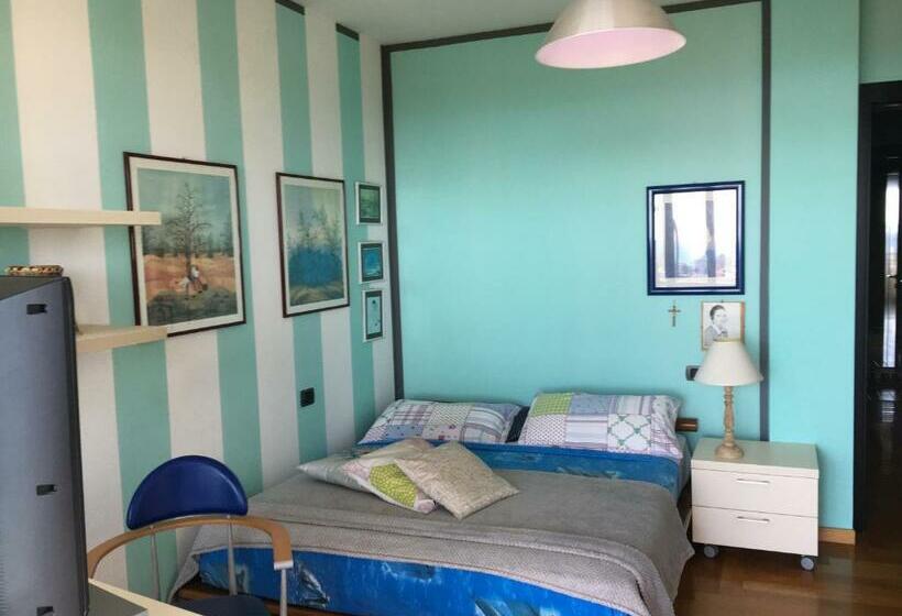 تختخواب و صبحانه Villa Angela