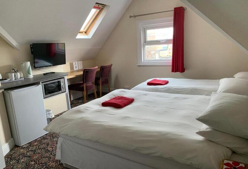 بنسيون Bouvrie Guest House