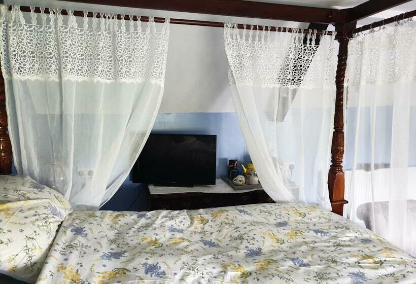 مبيت وإفطار Morland