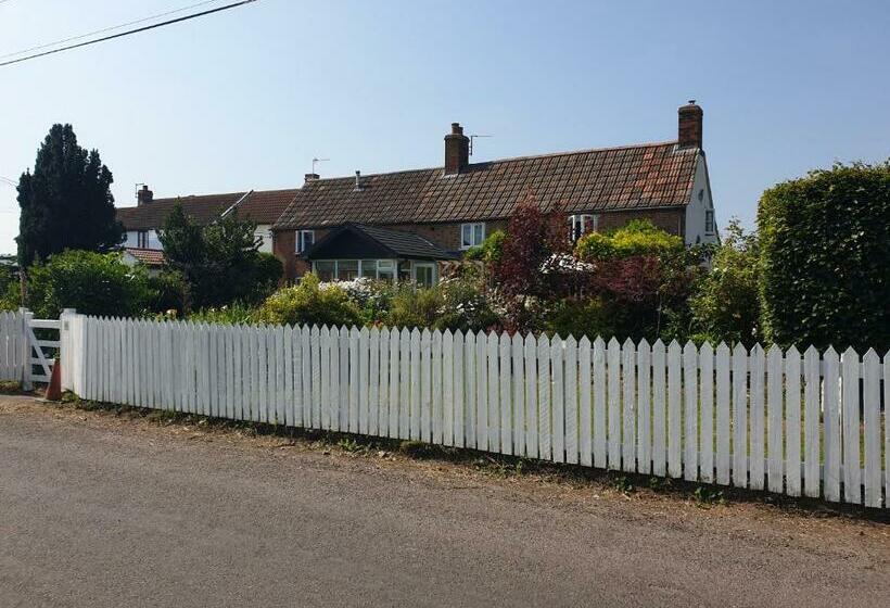 مبيت وإفطار Morland