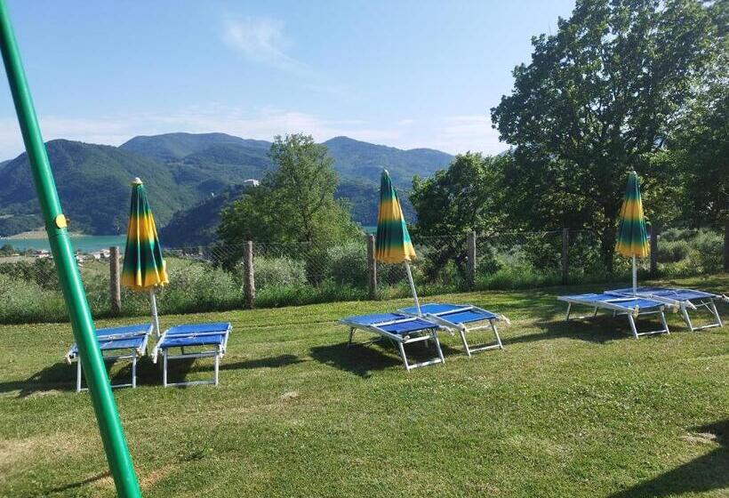 فندق Agriturismo Le Cascine