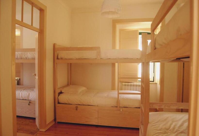 Origens Hostel