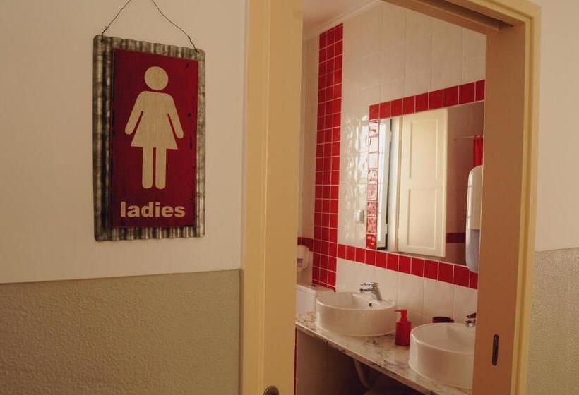 Origens Hostel