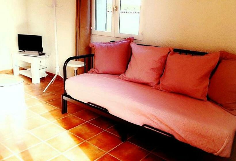 مبيت وإفطار Es Aqui