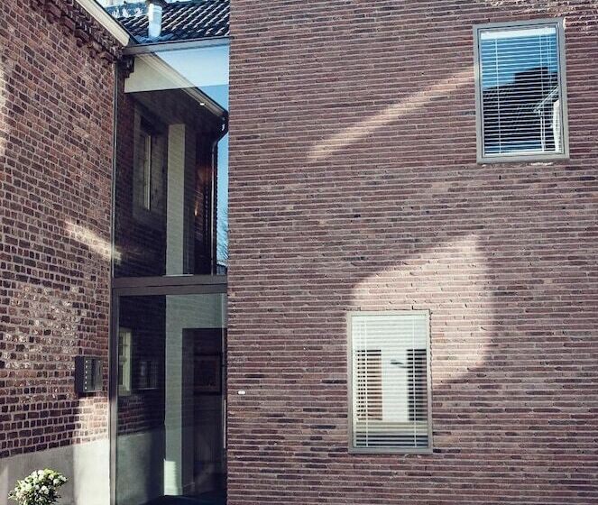 ホテル Maison Village