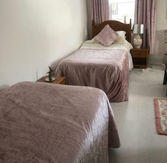 بنسيون Brown S Guest House