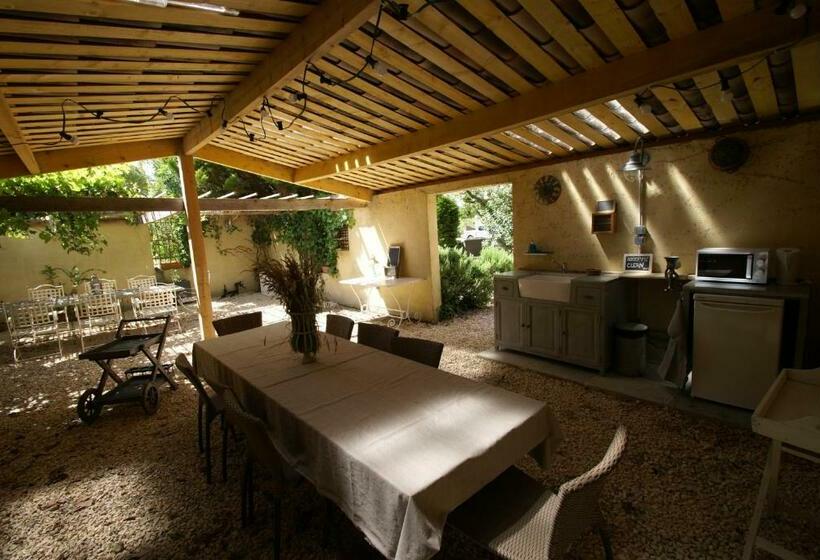 פנסיון Côté Provence