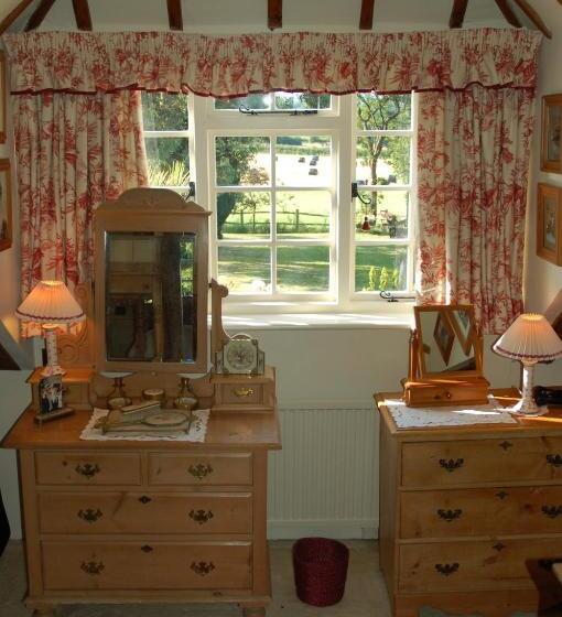 مبيت وإفطار Clayton Wickham Farmhouse