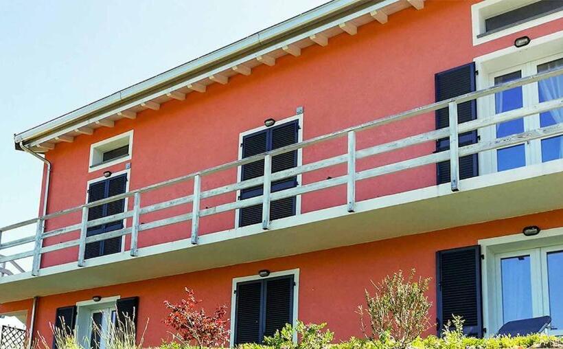 هتل Agriturismo Orto Dei Rolli