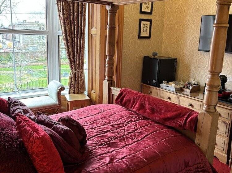 بنسيون Brooklands Guest House