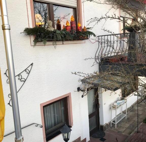 بنسيون Haus Buena Vista