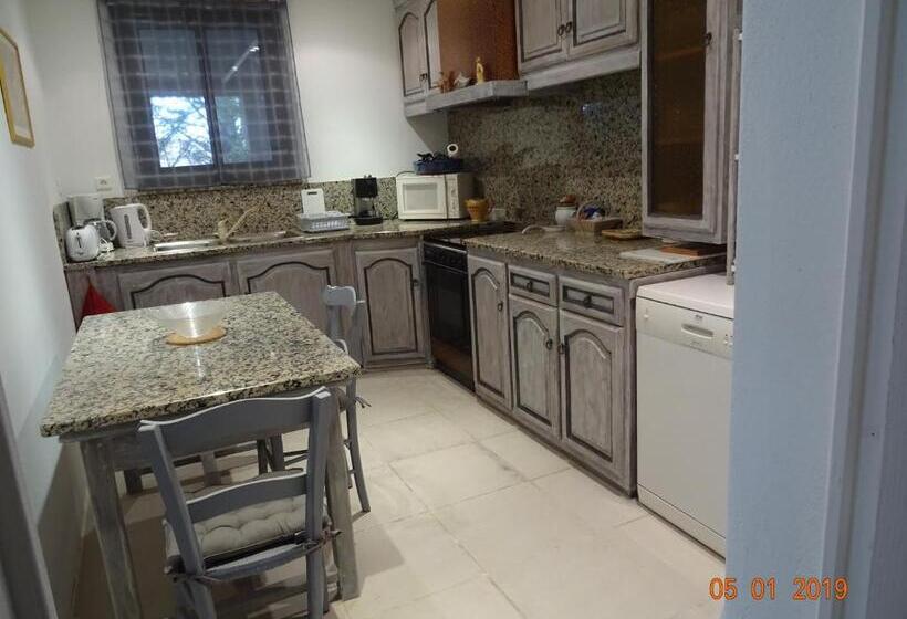 膳宿费 Le Tambourinet