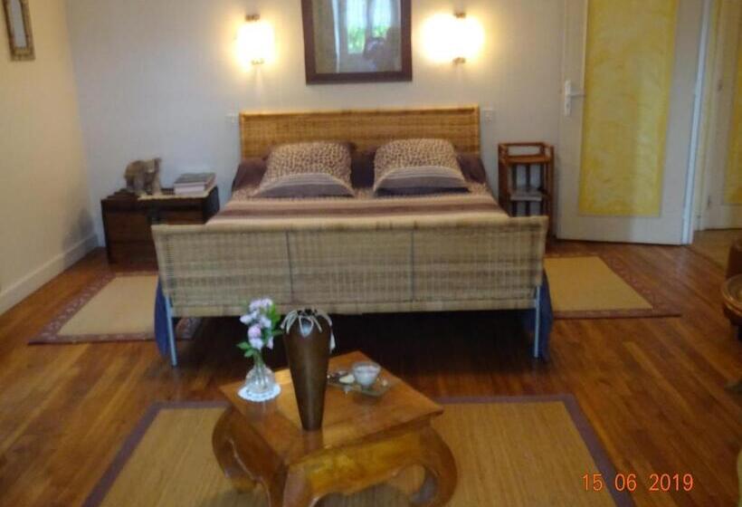 膳宿费 Le Tambourinet