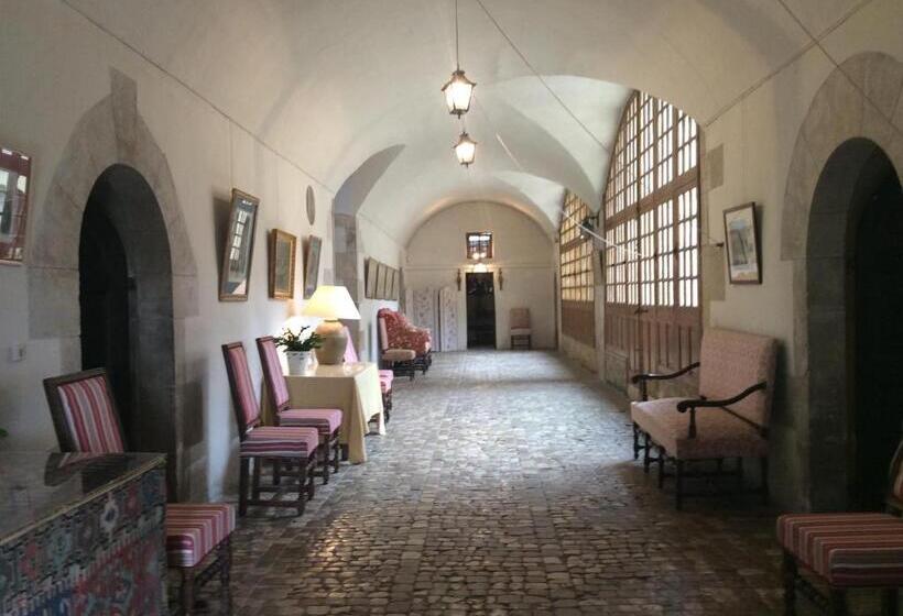 צימר Château De Rousson