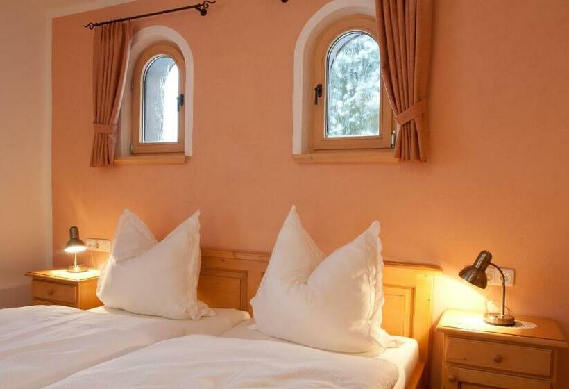 تختخواب و صبحانه Gästehaus Kerschbaum