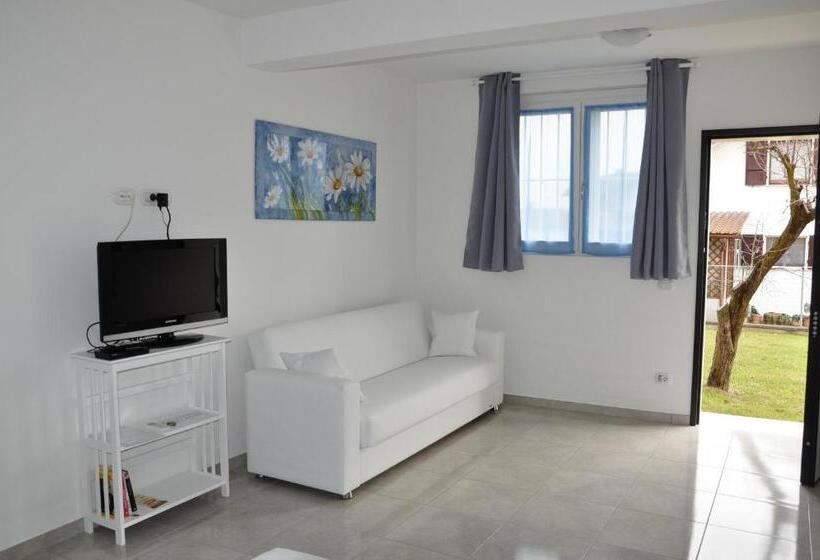 مبيت وإفطار La Casa Dei Nonni