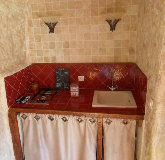 צימר Troglodelice