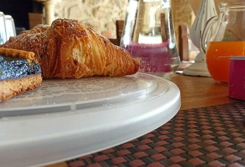 مبيت وإفطار Villa Dacia