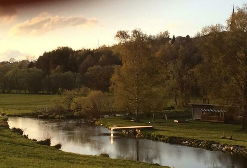 ペンション Jugendgästehaus Ulrichsberg