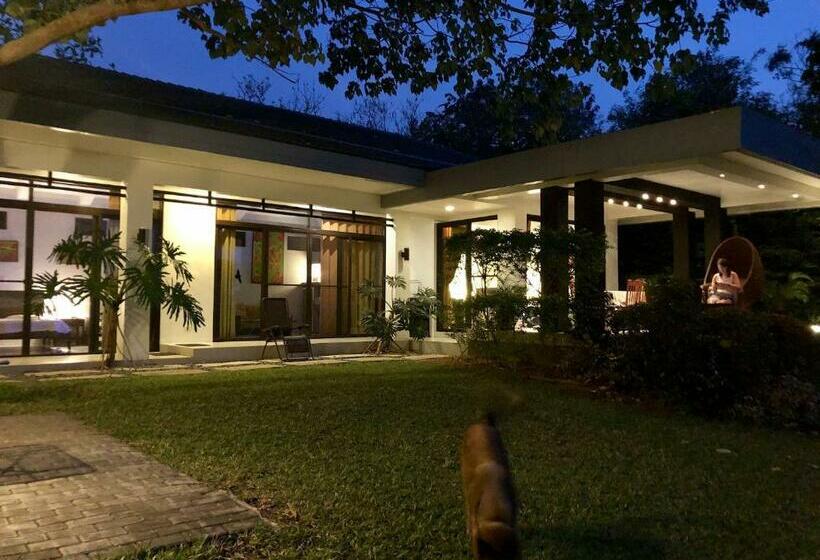 بنسيون Modern Room With Beautiful Pool