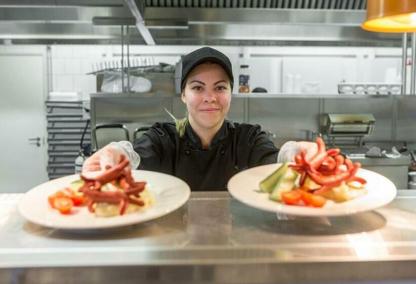 リゾートホテル Niemenharjun Matkailukeskus