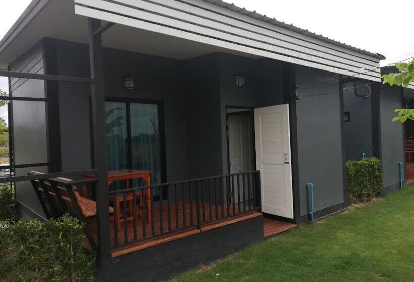 T Luck House Resort