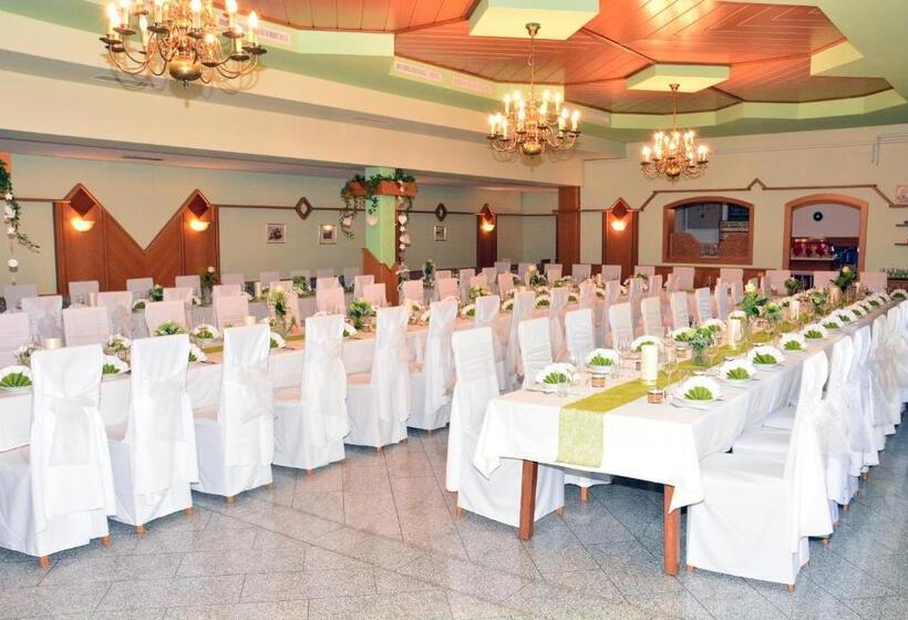 הוסטל Gasthof Wagner Restaurant Pension