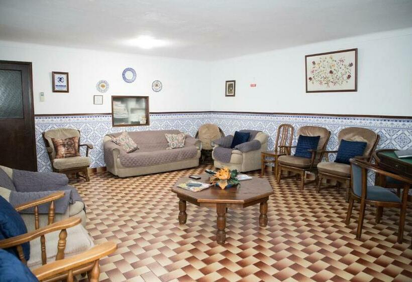 住宿加早餐  Alojamento Local Familiar