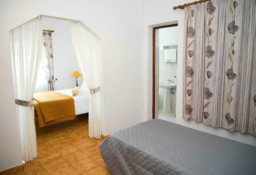 住宿加早餐  Alojamento Local Familiar