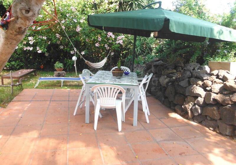 تختخواب و صبحانه Casa Tellina Lungomare Scogliera